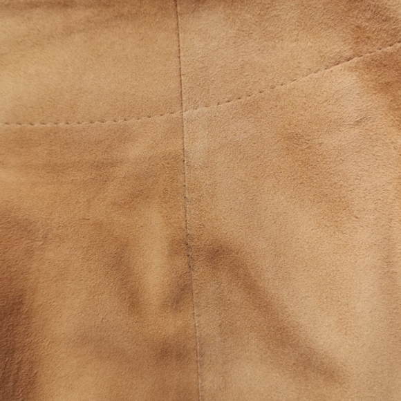 Western Style Suede Mini Skirt with Fringe - Picture 3 of 4